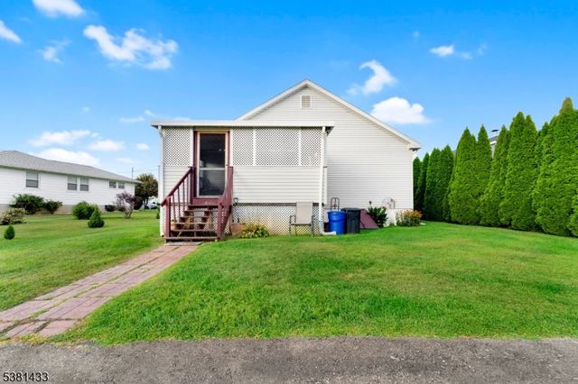 930 Wilbur Ave, Phillipsburg Town, NJ 08865