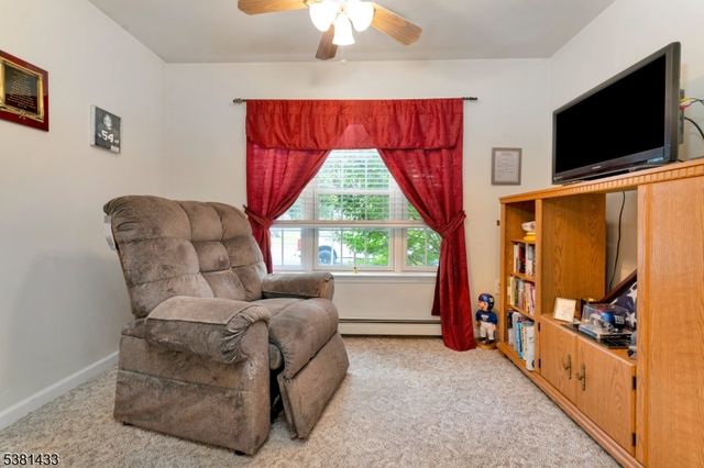 930 Wilbur Ave, Phillipsburg Town, NJ 08865