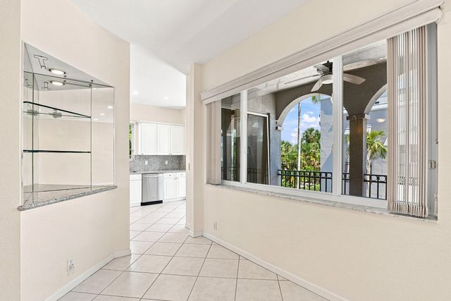 4619 Poinciana St Apt 7A, Lauderdale By The Sea, FL 33308