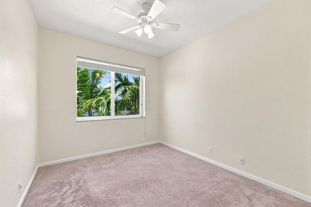 4619 Poinciana St Apt 7A, Lauderdale By The Sea, FL 33308