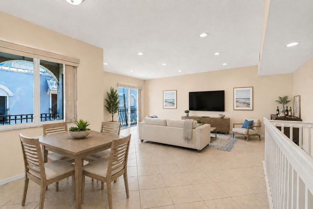 4619 Poinciana St Apt 7A, Lauderdale By The Sea, FL 33308