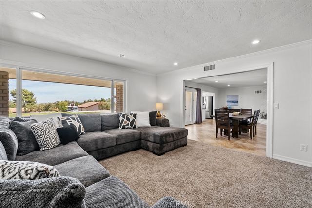 354 Westlake, Palmdale, CA 93551