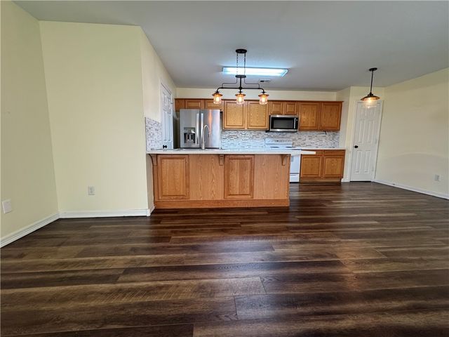 910 NW A Street 1, Bentonville, AR 72712