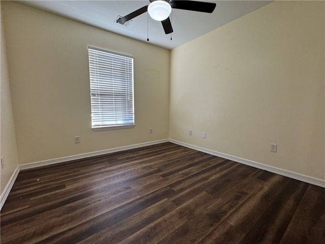 910 NW A Street 1, Bentonville, AR 72712