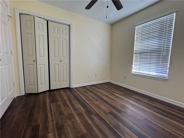 910 NW A Street 1, Bentonville, AR 72712