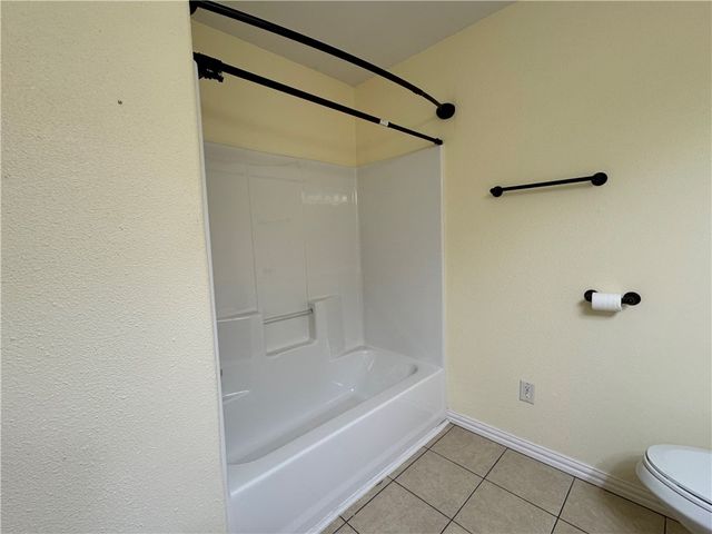 910 NW A Street 1, Bentonville, AR 72712