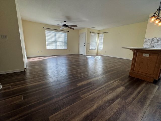 910 NW A Street 1, Bentonville, AR 72712