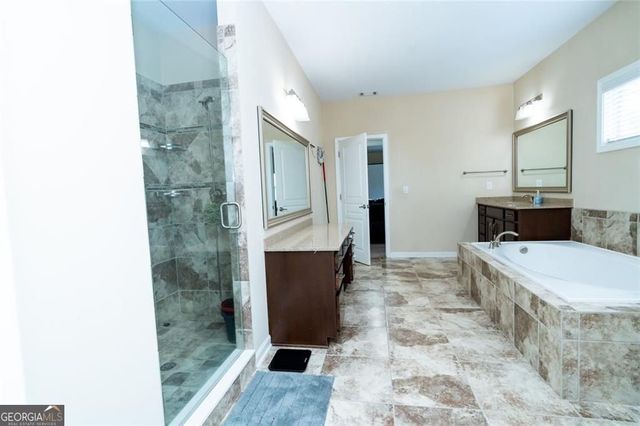 1045 WESBOUROUGH PL, Alpharetta, GA 30004