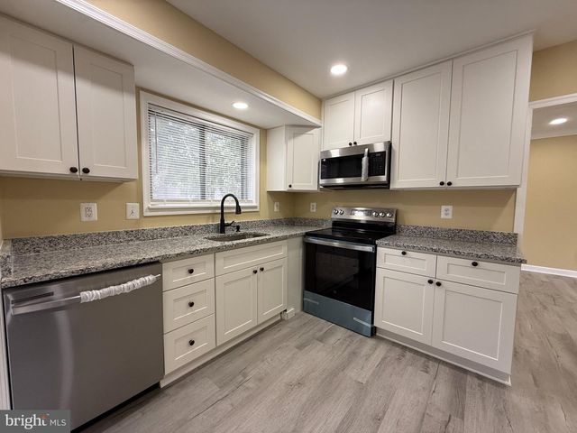 6909 DIGBY RD, Gwynn Oak, MD 21207