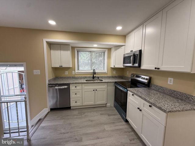 6909 DIGBY RD, Gwynn Oak, MD 21207