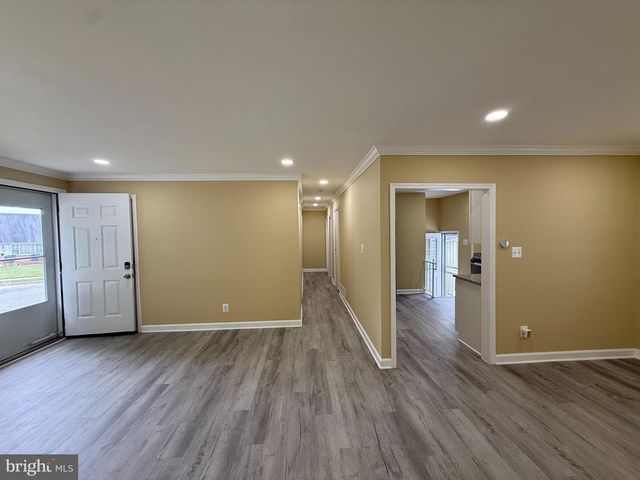 6909 DIGBY RD, Gwynn Oak, MD 21207