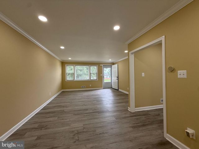 6909 DIGBY RD, Gwynn Oak, MD 21207