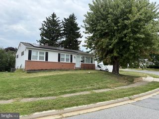 6909 DIGBY RD, Gwynn Oak, MD 21207