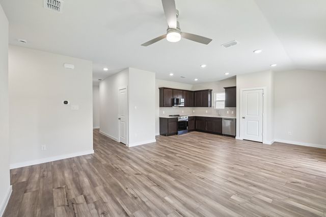 117 Annabelle Street, Cleburne, TX 76031