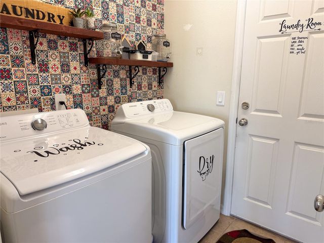 1808 CAYMAN COVE CIR, St Cloud, FL 34772