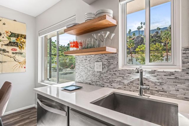 2290 S Palm Canyon Drive 17, Palm Springs, CA 92264