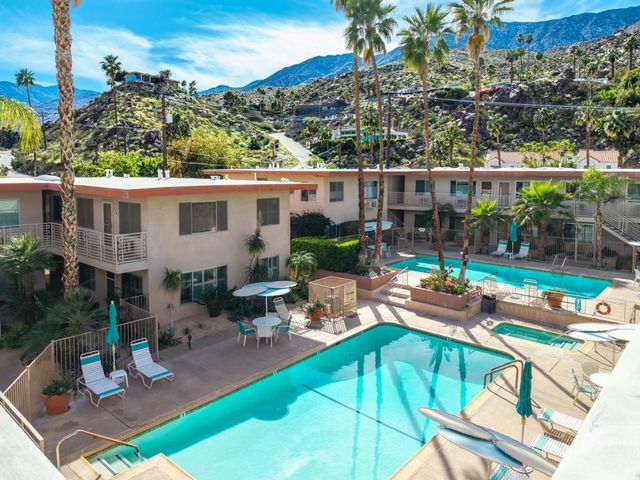 2290 S Palm Canyon Drive 17, Palm Springs, CA 92264
