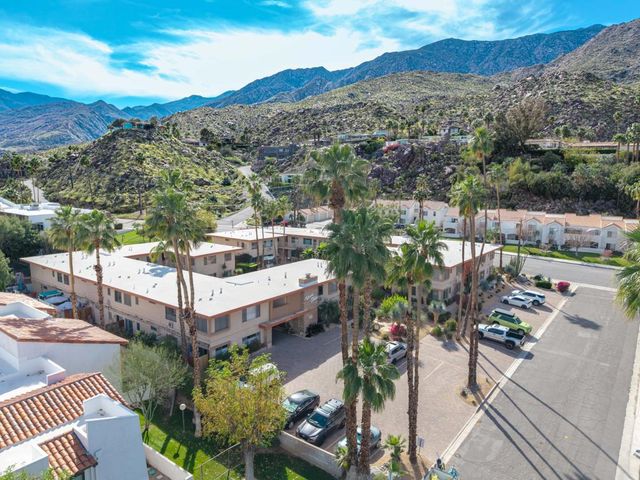 2290 S Palm Canyon Drive 17, Palm Springs, CA 92264