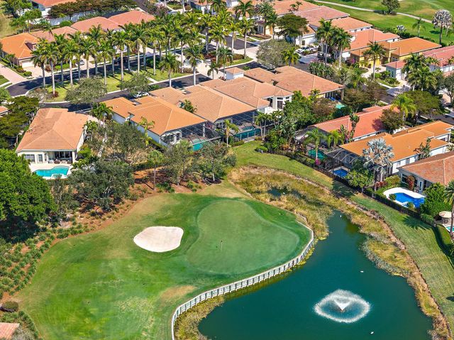 10626 Piazza Fontana, West Palm Beach, FL 33412