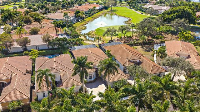 10626 Piazza Fontana, West Palm Beach, FL 33412