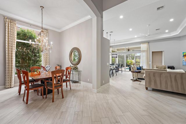 10626 Piazza Fontana, West Palm Beach, FL 33412