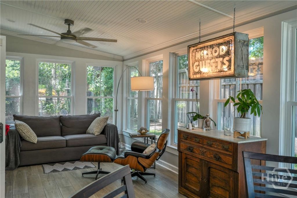 Image 21 of property listing at 65 Richmond Drive, Savannah, GA 31406