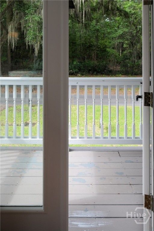 Image 42 of property listing at 65 Richmond Drive, Savannah, GA 31406