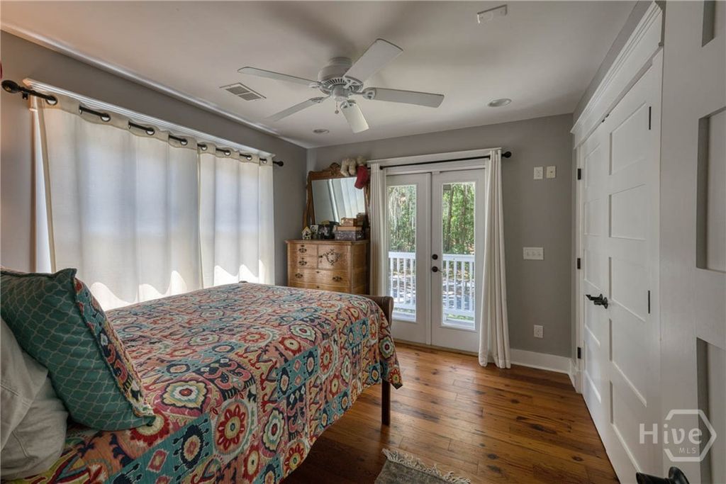 Image 46 of property listing at 65 Richmond Drive, Savannah, GA 31406