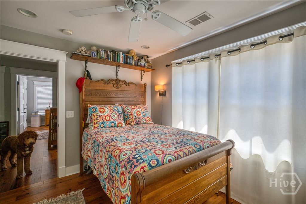 Image 47 of property listing at 65 Richmond Drive, Savannah, GA 31406