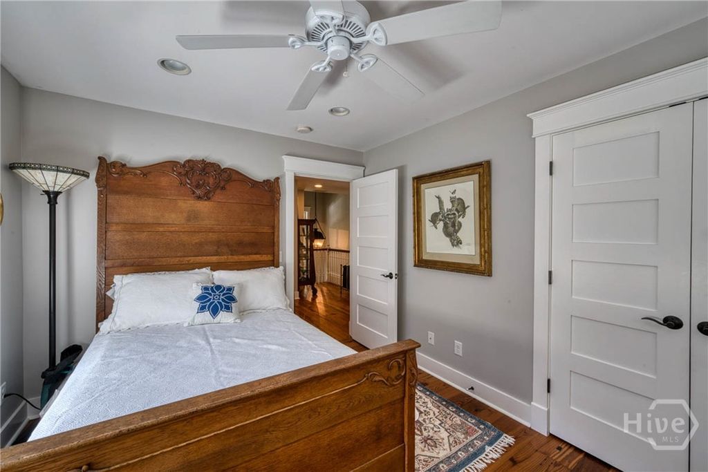 Image 54 of property listing at 65 Richmond Drive, Savannah, GA 31406