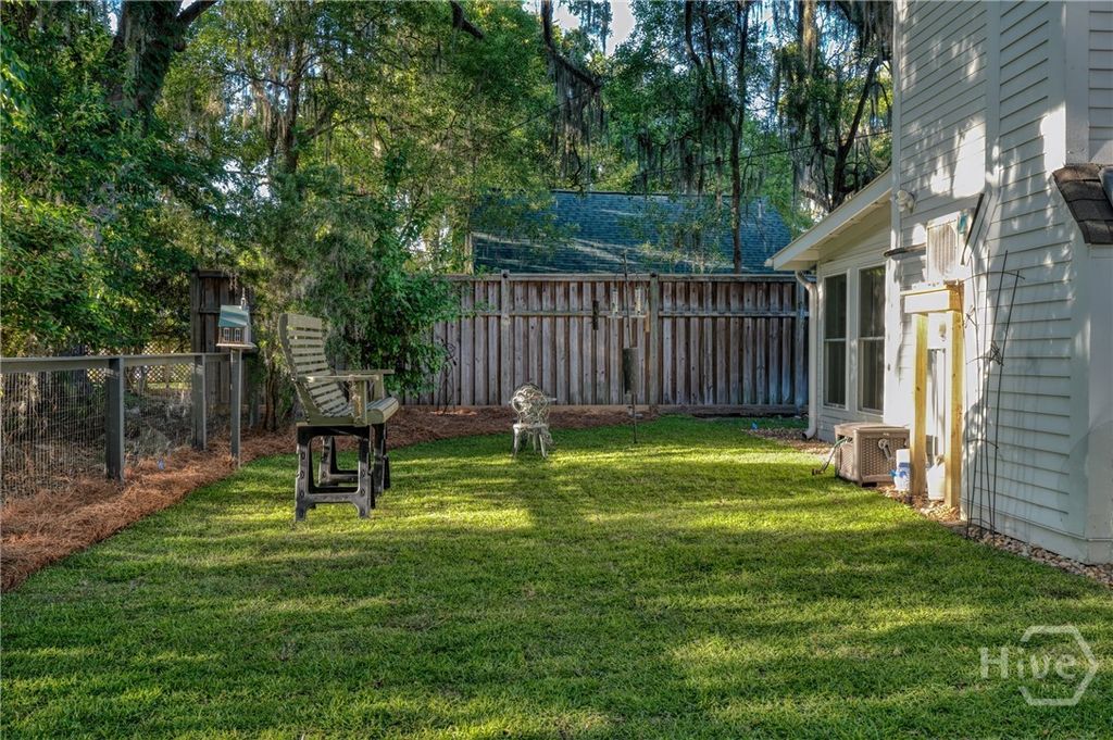 Image 57 of property listing at 65 Richmond Drive, Savannah, GA 31406