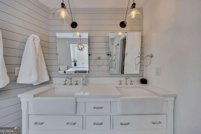 2379 Battle Forest Drive SW, Marietta, GA 30064