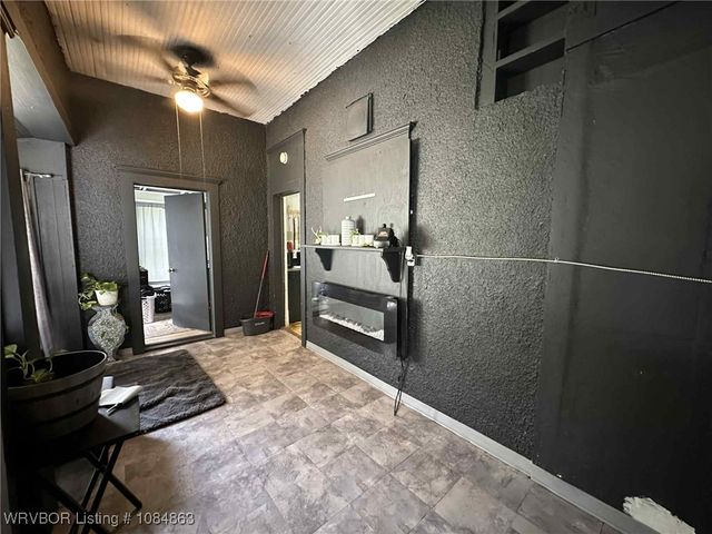 289 S Sharpe Avenue, Booneville, AR 72927