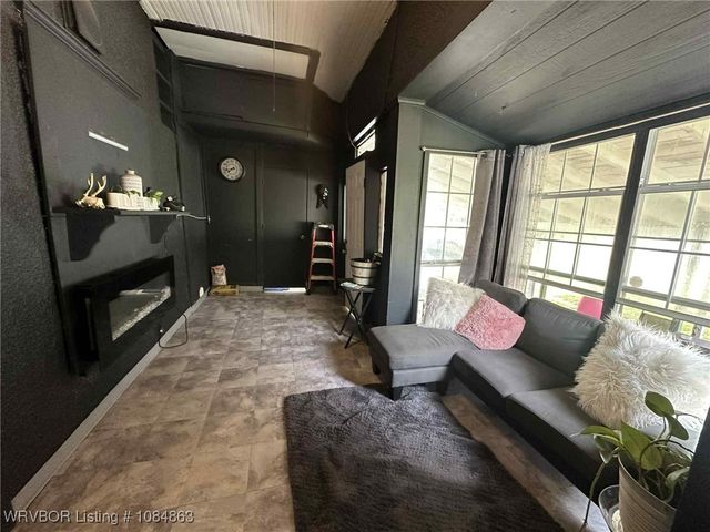 289 S Sharpe Avenue, Booneville, AR 72927