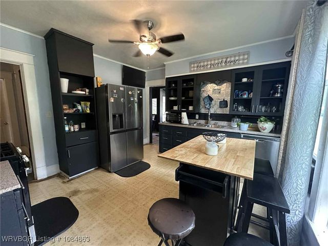 289 S Sharpe Avenue, Booneville, AR 72927