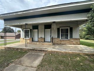 289 S Sharpe Avenue, Booneville, AR 72927
