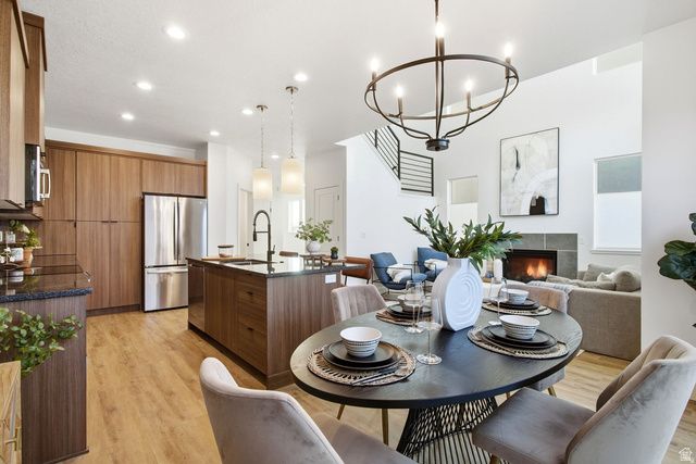 191 E 210 N, North Salt Lake, UT 84054