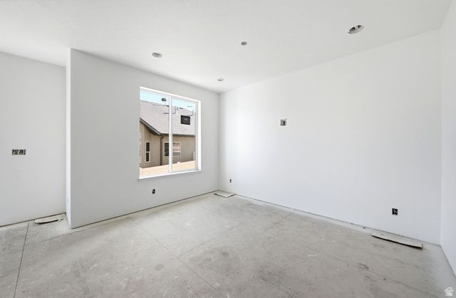 191 E 210 N, North Salt Lake, UT 84054