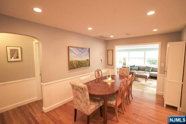 237 Glen Avenue, Midland Park, NJ 07432