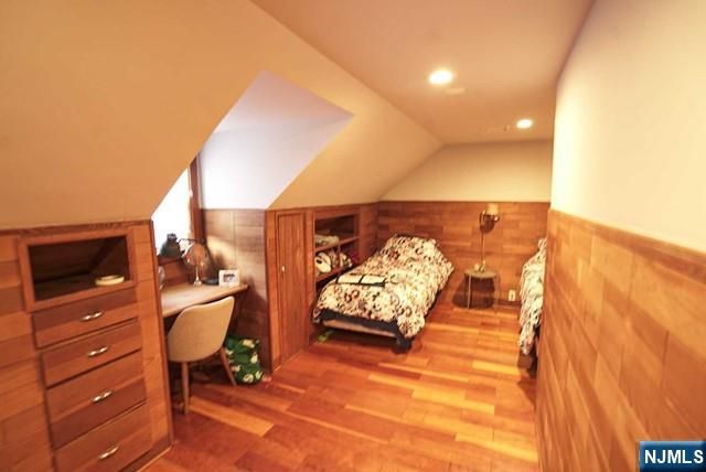 237 Glen Avenue, Midland Park, NJ 07432