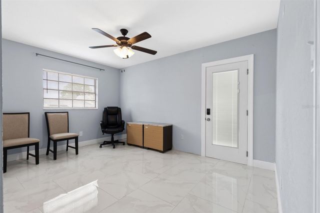 2310 W KNOLLWOOD PLACE, Tampa, FL 33604