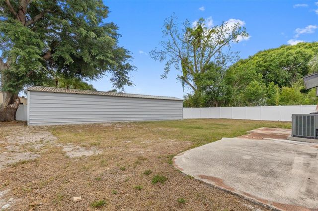 2310 W KNOLLWOOD PLACE, Tampa, FL 33604