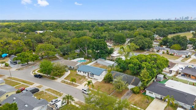 2310 W KNOLLWOOD PLACE, Tampa, FL 33604