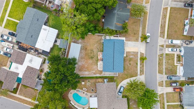 2310 W KNOLLWOOD PLACE, Tampa, FL 33604
