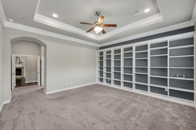 2068 Brookmont Drive, Conroe, TX 77301