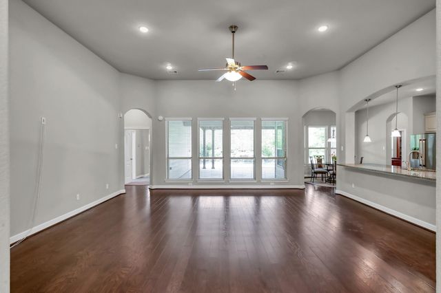 2068 Brookmont Drive, Conroe, TX 77301