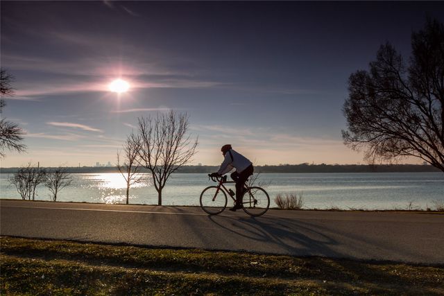 9443 Waterview Road, Dallas, TX 75218