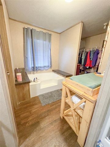 6900 Winchester Drive, El Reno, OK 73036