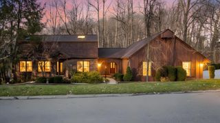 905 Center Court, Zanesville, OH 43701