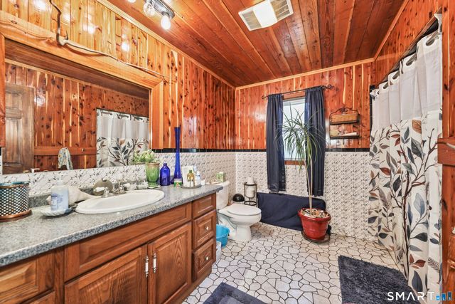 328 East Street, Wolcott, CT 06716